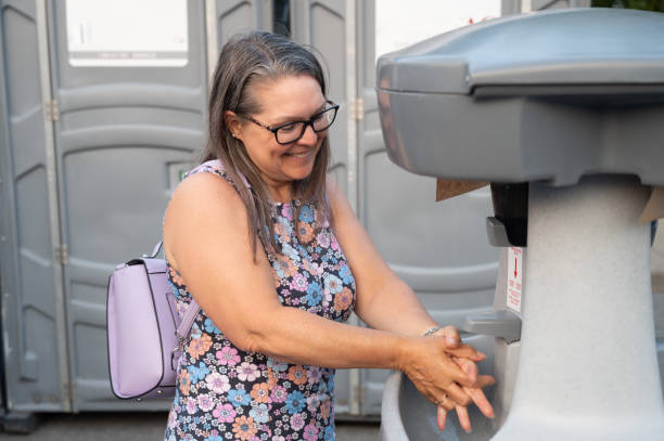 Best Porta potty rental near me  in Lake Holiday, IN